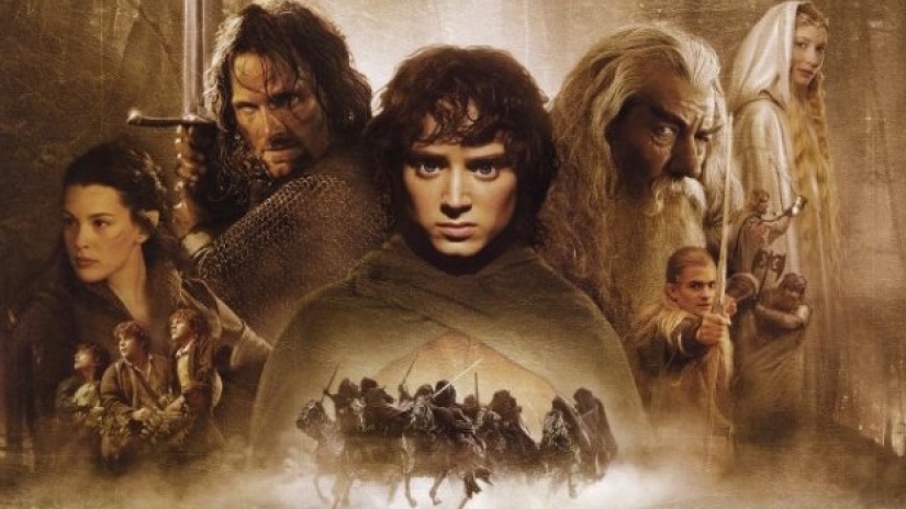 Lord of the Rings Cast Reunion! Elijah Wood, Orlando Bloom Gather for Josh  Gad's Show